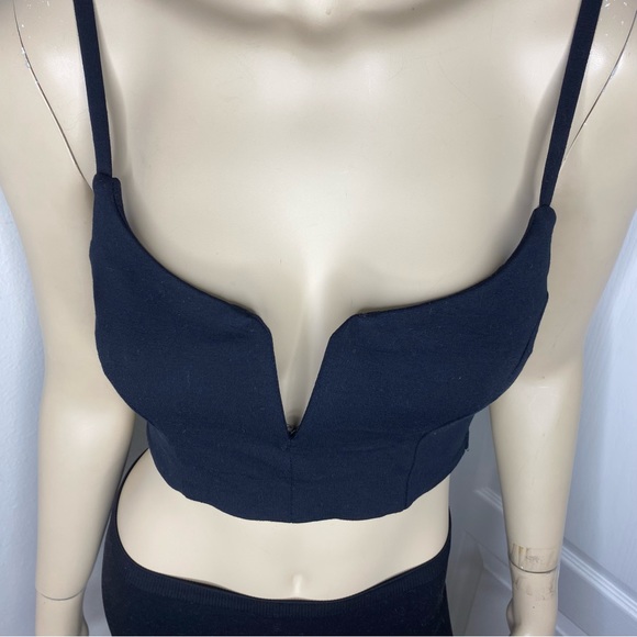 Solemio Los Angeles Women Crop Cami Top
Sleeveless Spaghetti Strap Tank Top - Picture 3 of 10